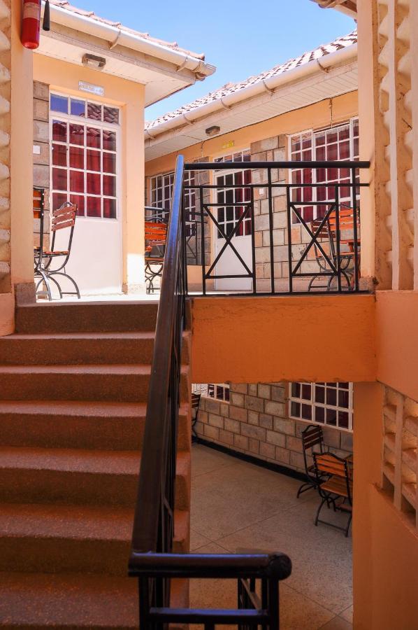 Milany Homes - Near Jkia Airport Найроби Экстерьер фото